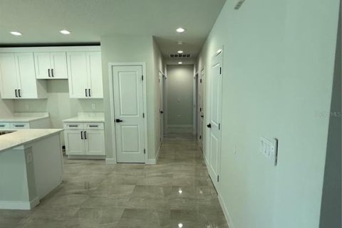 House in Deltona, Florida 3 bedrooms, 172.52 sq.m. № 1569649 - photo 14