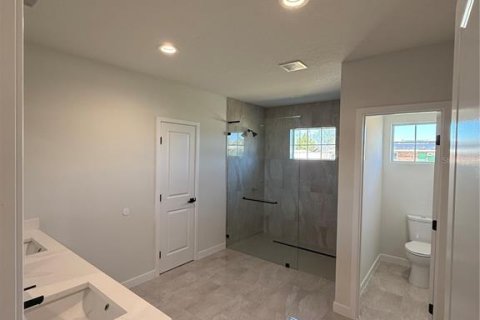 House in Deltona, Florida 3 bedrooms, 172.52 sq.m. № 1569649 - photo 23