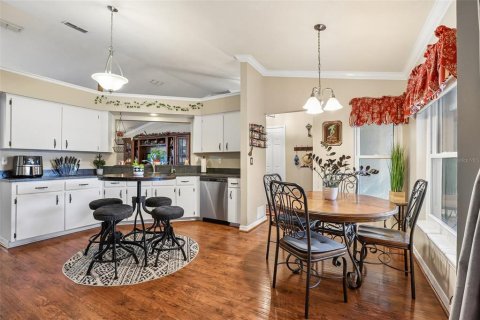 Villa ou maison à vendre à Mulberry, Floride: 3 chambres, 185.8 m2 № 2418335 - photo 5