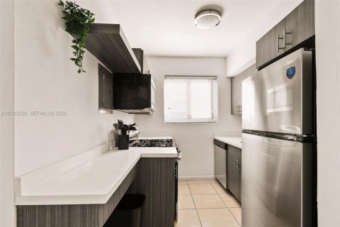 Copropriété à louer à Miami Beach, Floride: 1 chambre, 50.63 m2 № 2407869 - photo 7