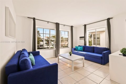 Copropriété à louer à Miami Beach, Floride: 1 chambre, 50.63 m2 № 2407869 - photo 11