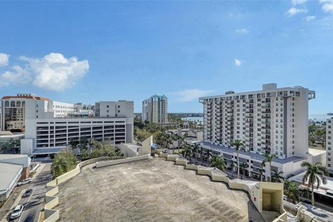Condominio en alquiler en Sarasota, Florida, 2 dormitorios, 104.24 m2 № 2280138 - foto 22
