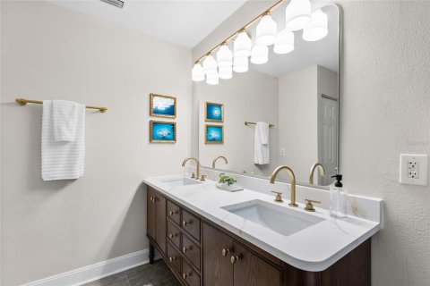 Villa ou maison à vendre à Tampa, Floride: 4 chambres, 187.01 m2 № 2407140 - photo 30