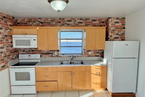 Copropriété à louer à Miami, Floride: 1 chambre, 66.43 m2 № 1976914 - photo 8