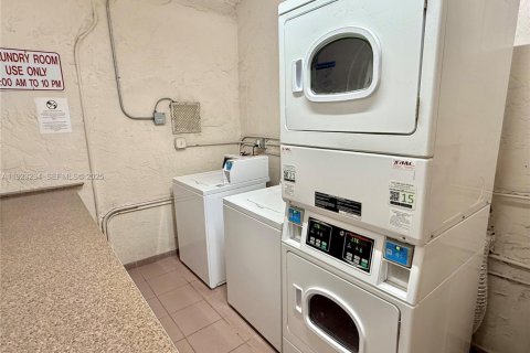 Copropriété à louer à Miami, Floride: 1 chambre, 66.43 m2 № 1976914 - photo 20