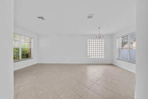 Villa ou maison à vendre à Miramar, Floride: 4 chambres, 209.96 m2 № 2428152 - photo 26
