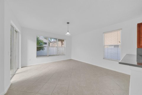 Villa ou maison à vendre à Miramar, Floride: 4 chambres, 209.96 m2 № 2428152 - photo 23