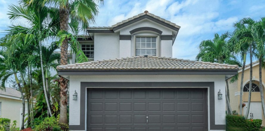 Villa ou maison à Miramar, Floride 4 chambres, 209.96 m2 № 2428152
