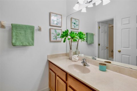 Condo in Sarasota, Florida, 3 bedrooms  № 1876031 - photo 27
