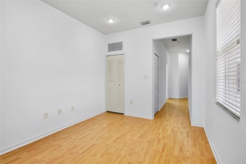 Condo in Sarasota, Florida, 3 bedrooms  № 1876031 - photo 30