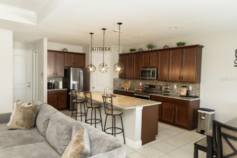 House in Spring Hill, Florida 4 bedrooms, 265.79 sq.m. № 2217742 - photo 8