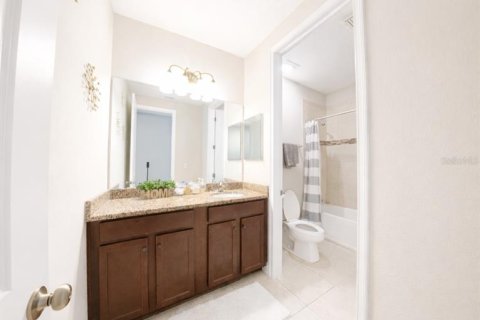 House in Spring Hill, Florida 4 bedrooms, 265.79 sq.m. № 2217742 - photo 23