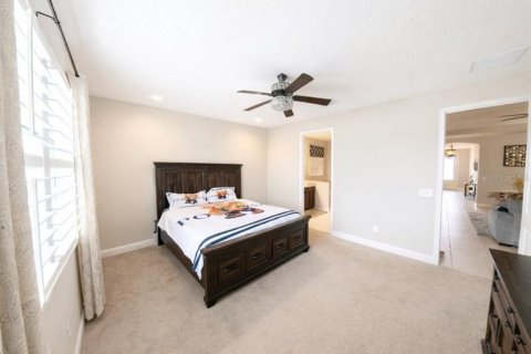 House in Spring Hill, Florida 4 bedrooms, 265.79 sq.m. № 2217742 - photo 10