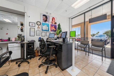 Immobilier commercial à vendre à Orlando, Floride № 2205417 - photo 6
