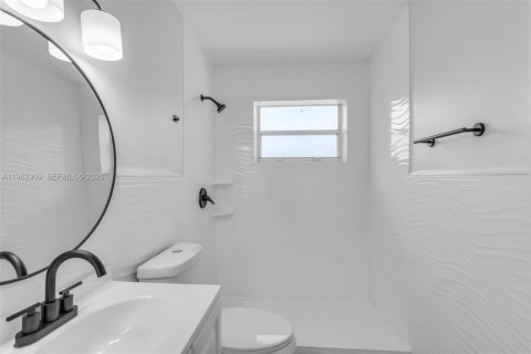Villa ou maison à vendre à Miami Gardens, Floride: 4 chambres, 111.48 m2 № 2024180 - photo 21
