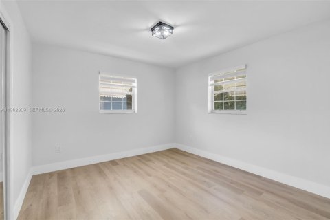 Villa ou maison à vendre à Miami Gardens, Floride: 4 chambres, 111.48 m2 № 2024180 - photo 14