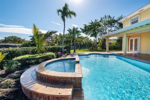 Купить виллу или дом в Пайнкрест, Флорида 4 спальни, 215.53м2, № 2006155 - фото 28