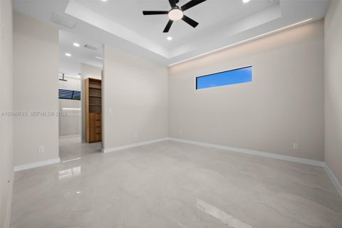 House in Cape Coral, Florida 4 bedrooms № 2397853 - photo 21