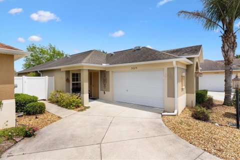 Villa ou maison à The Villages, Floride 3 chambres, 131.46 m2 № 2135736