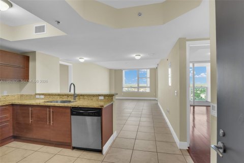 Condominio en alquiler en Sunrise, Florida, 2 dormitorios, 108.23 m2 № 2056675 - foto 5