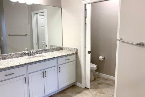 Townhouse in Punta Gorda, Florida 3 bedrooms, 196.02 sq.m. № 1917362 - photo 11