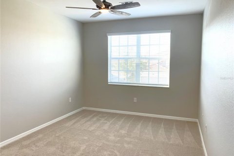 Townhouse in Punta Gorda, Florida 3 bedrooms, 196.02 sq.m. № 1917362 - photo 13