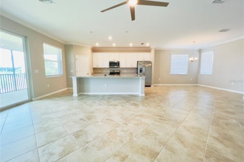 Townhouse in Punta Gorda, Florida 3 bedrooms, 196.02 sq.m. № 1917362 - photo 7