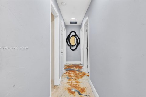 Casa en venta en Coral Springs, Florida, 4 dormitorios, 195.28 m2 № 2309223 - foto 24