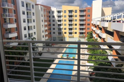 Condominio en alquiler en Aventura, Florida, 1 dormitorio, 76.92 m2 № 1935043 - foto 8