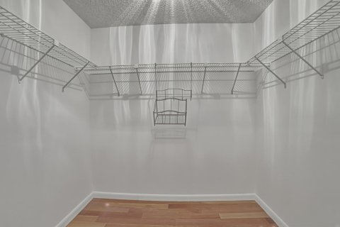Copropriété à louer à Hollywood, Floride: 2 chambres, 144.28 m2 № 2407328 - photo 22