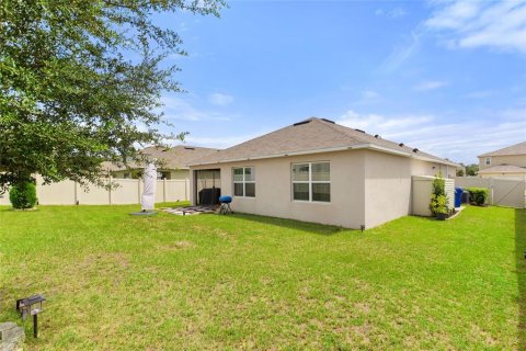 House in Tavares, Florida 3 bedrooms, 157 sq.m. № 1917801 - photo 5