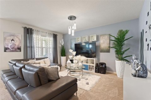 House in Tavares, Florida 3 bedrooms, 157 sq.m. № 1917801 - photo 22