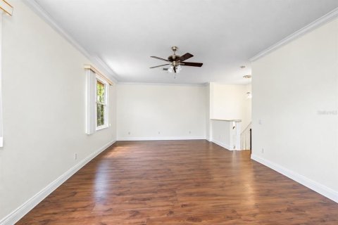 House in Sarasota, Florida 4 bedrooms, 281.96 sq.m. № 2402773 - photo 4