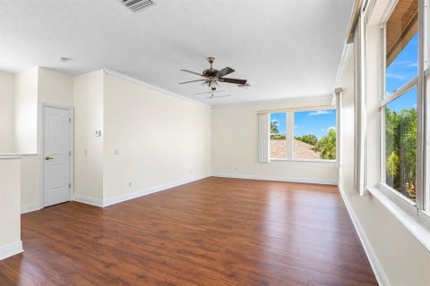 House in Sarasota, Florida 4 bedrooms, 281.96 sq.m. № 2402773 - photo 3