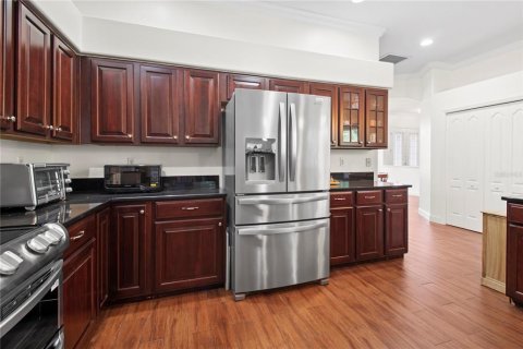 House in Sarasota, Florida 4 bedrooms, 281.96 sq.m. № 2402773 - photo 22