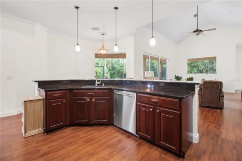 House in Sarasota, Florida 4 bedrooms, 281.96 sq.m. № 2402773 - photo 24