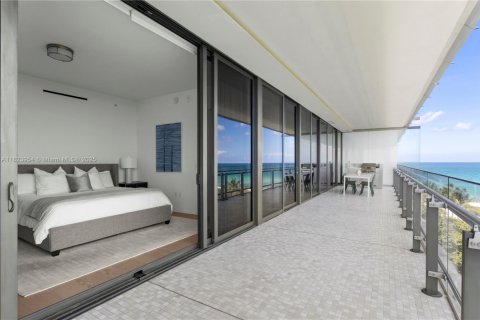 Copropriété à louer à Miami Beach, Floride: 2 chambres, 135.36 m2 № 1937125 - photo 12