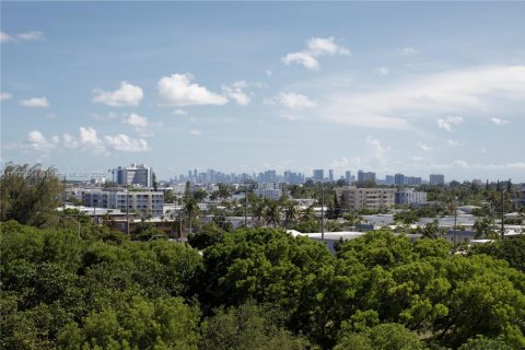 Copropriété à louer à Miami Beach, Floride: 2 chambres, 135.36 m2 № 1937125 - photo 25