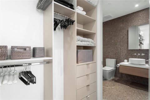 Copropriété à louer à Miami Beach, Floride: 2 chambres, 135.36 m2 № 1937125 - photo 20