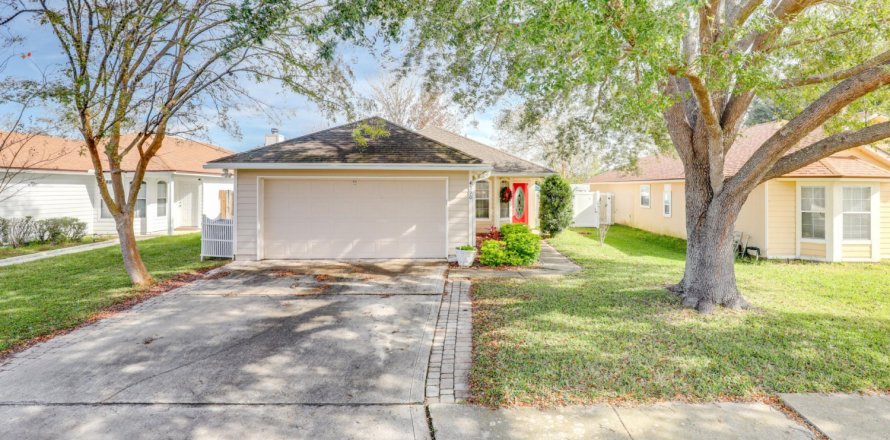 Casa en Orange Park, Florida 3 dormitorios, 132.85 m2 № 907442