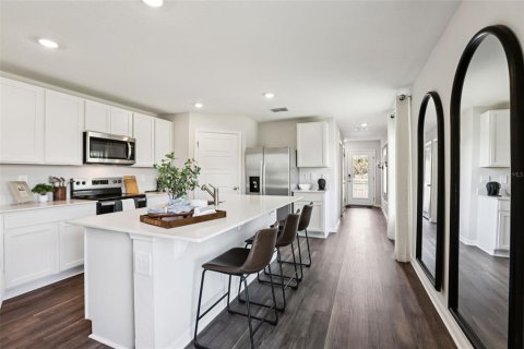 House in Lakeland, Florida 4 bedrooms, 154.68 sq.m. № 2104687 - photo 12