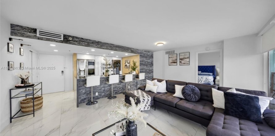 Condominio en North Bay Village, Florida, 2 dormitorios  № 1922118