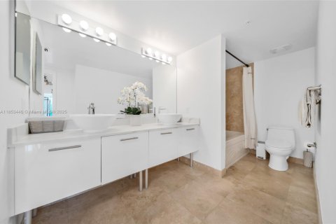 Copropriété à louer à Miami, Floride: 2 chambres, 140.28 m2 № 1872110 - photo 14