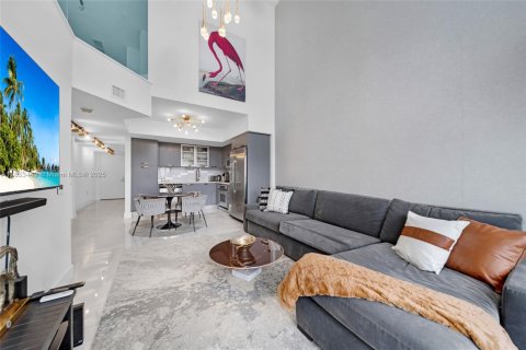 Copropriété à louer à Miami, Floride: 2 chambres, 140.28 m2 № 1872110 - photo 2