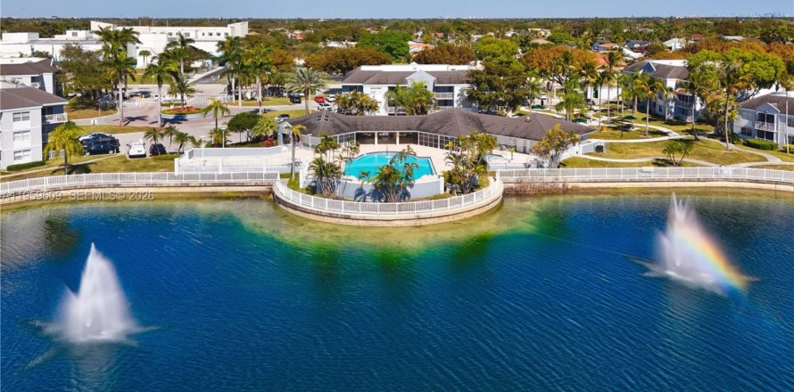 Condo à Cutler Bay, Floride, 2 chambres  № 2025739