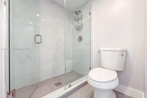 Copropriété à louer à Cutler Bay, Floride: 2 chambres, 103.4 m2 № 2025739 - photo 12