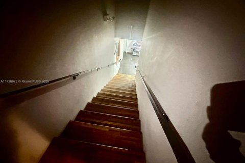 Купить коммерческую недвижимость в Хайалиа, Флорида № 2054383 - фото 20