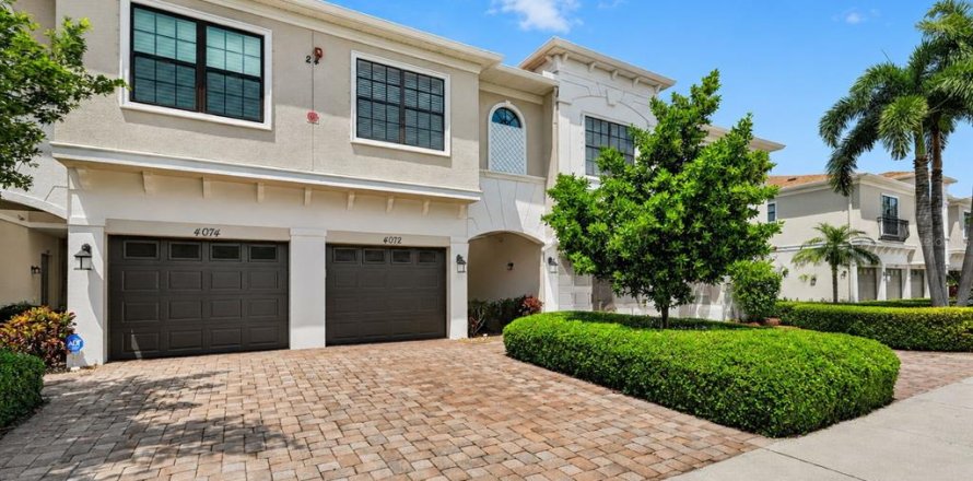 Condo à Bradenton, Floride, 3 chambres  № 2323003