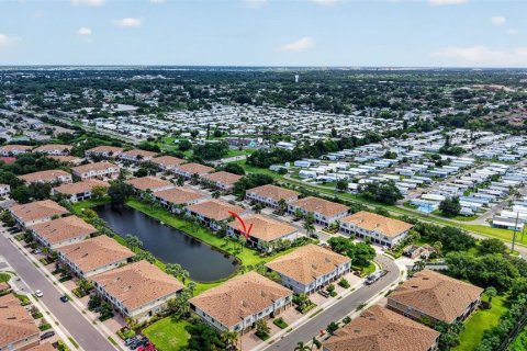 Copropriété à louer à Bradenton, Floride: 3 chambres, 120.77 m2 № 2323003 - photo 2