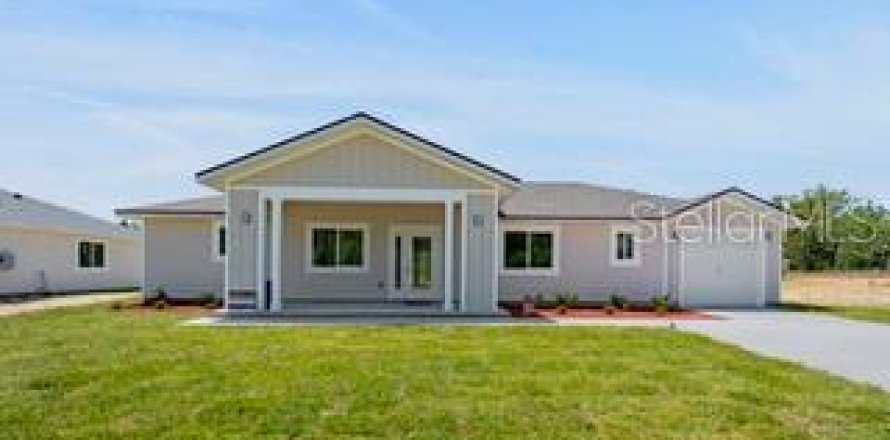 House in Hawthorne, Florida 3 bedrooms, 157.93 sq.m. № 1819111